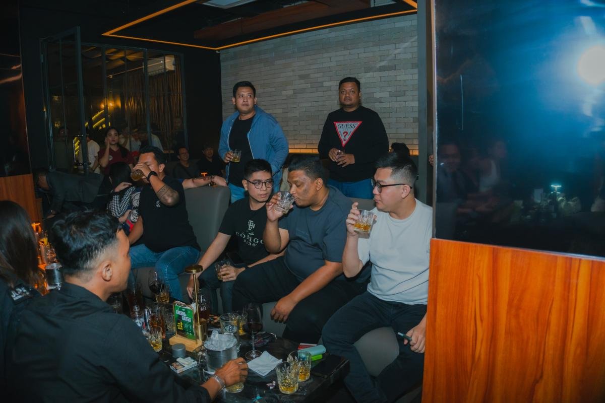 Wine Palace activity photo